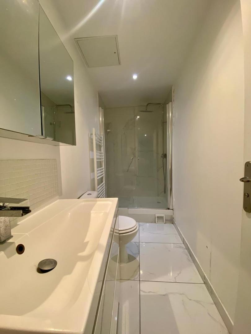 Appartement Familial Proche Saint-Lazarre - 6P باريس المظهر الخارجي الصورة